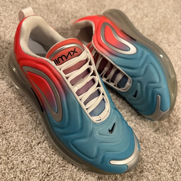 AUTHENTIC Women’s Nike Air Max 720 Sz 8 Pink Sea - Picture 4 of 7